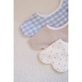 Gallery viewerに画像を読み込む, Soft Spot Soft Petal Bibs (Set of 3)
