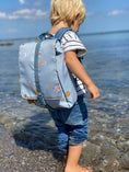 Gallery viewerに画像を読み込む, Toddler Backpack