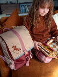Gallery viewerに画像を読み込む, Toddler Backpack