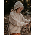 Gallery viewerに画像を読み込む, The Essential Sweater
