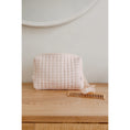 Gallery viewerに画像を読み込む, Soft Spot Soft Loaf Pouch
