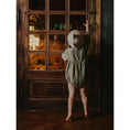 Gallery viewerに画像を読み込む, The Meadow Romper
