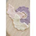 Gallery viewerに画像を読み込む, Soft Spot Soft Petal Bibs (Set of 3)
